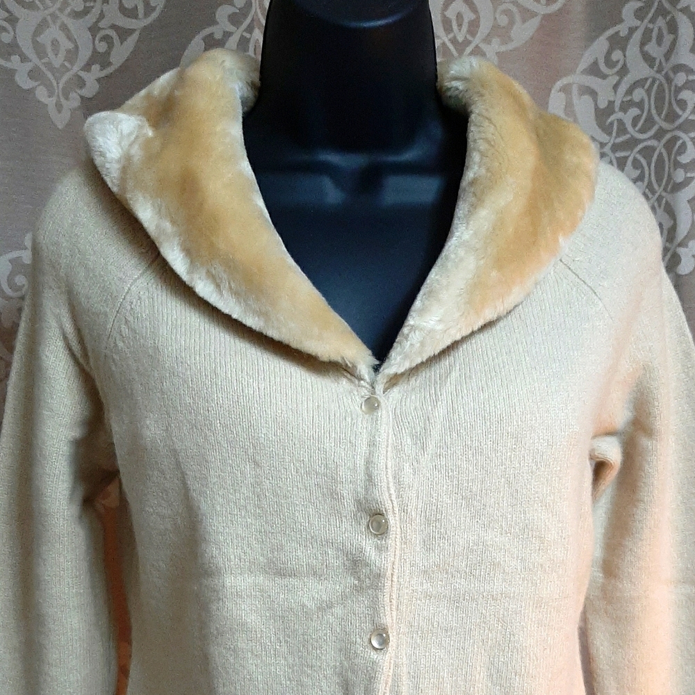 Ann Taylor Loft Cardigan